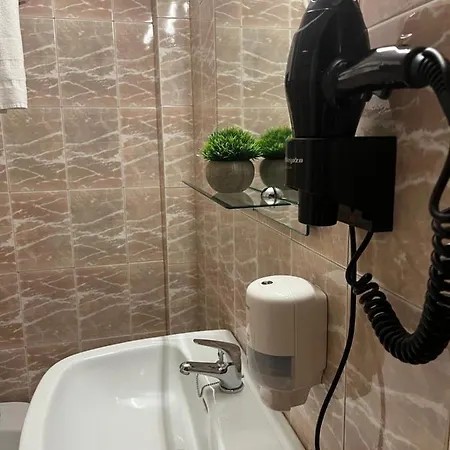 Capitan Hotel 2*