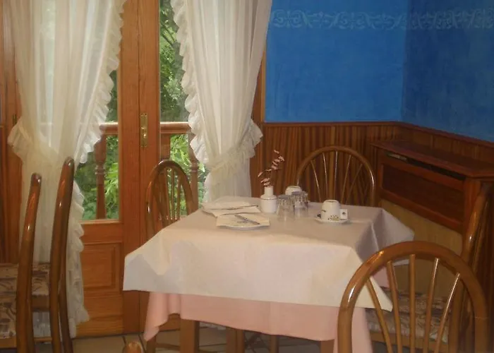 Hotel Capitan 2* La Vega de los Caseros