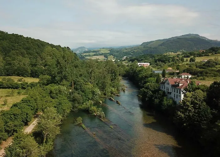 Hotel Hotel Capitan La Vega de los Caseros